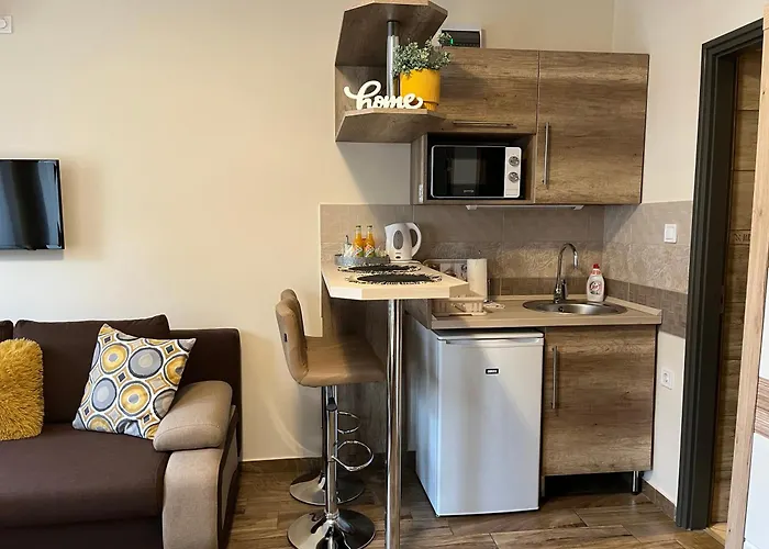 Silver Apartman
